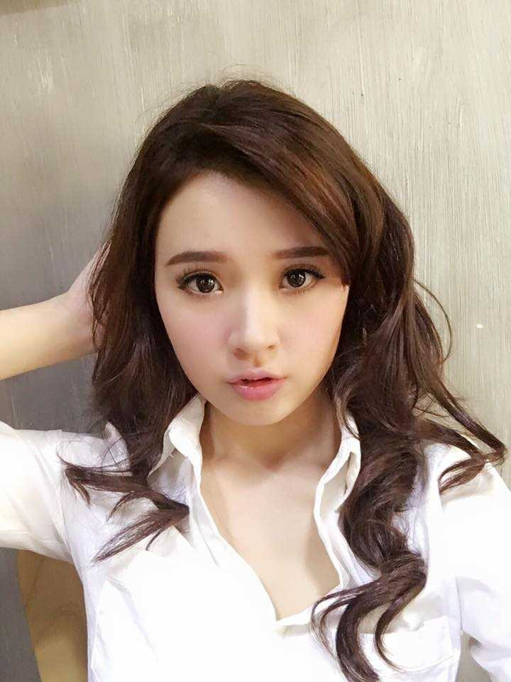 Midu chia sẻ, tối chủ nhật cô đơn