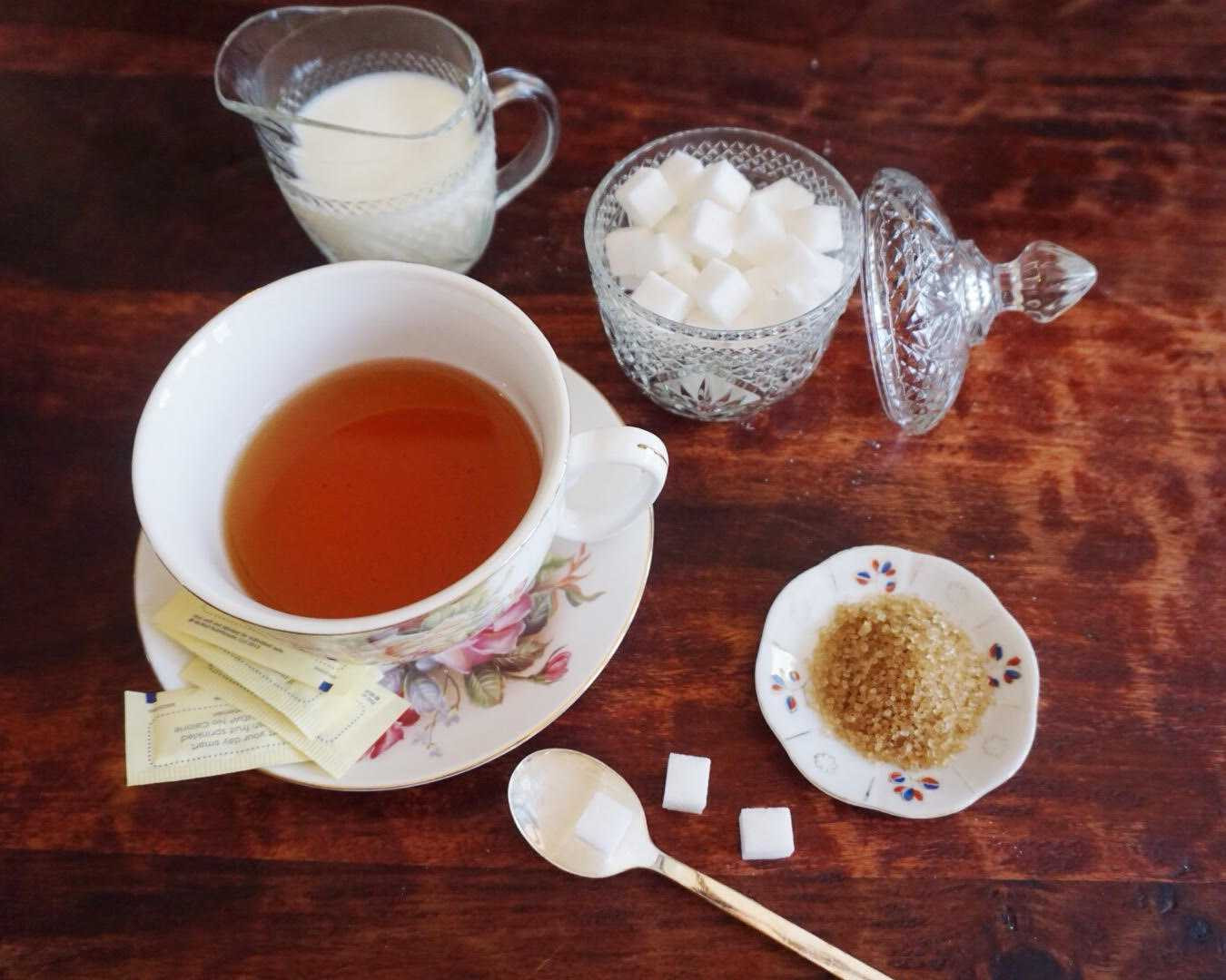 6 thực phẩm tuyệt đối tránh nếu bạn đang bị "tào tháo rượt"