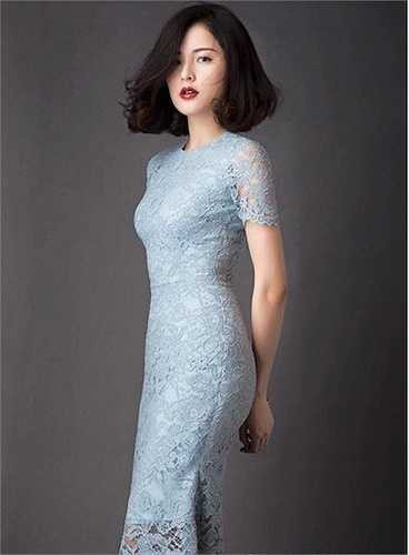 Chuyện tình Hạ Vi – Quốc Cường nhận được nhiều ý kiến trái chiều từ công chúng. Tuy nhiên, đến thời điểm hiện tại cặp đôi vẫn chưa lên tiếng mà chỉ lặng lẽ đăng ảnh thân mật trên trang cá nhân. (Nguồn: Dân Việt)