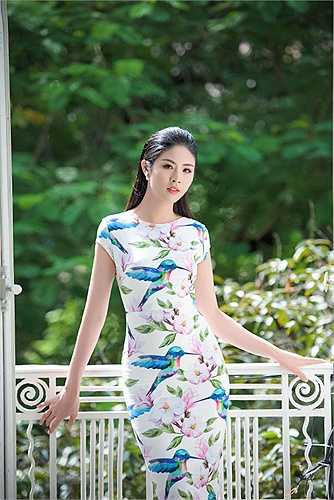 Ngọc Hân khoe vẻ xinh đẹp rạng rỡ trong loạt ảnh mới.