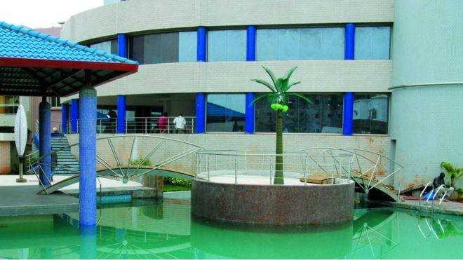 Khách sạn Radisson Blu