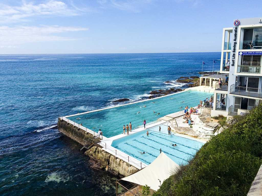 9 nhà tắm công cộng làm bạn muốn "trút đồ" ngay lập tức