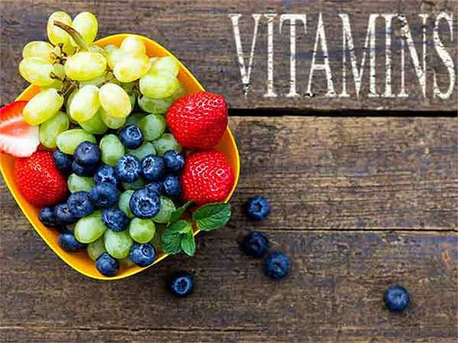 Vitamin B6: Vitamin này còn được gọi là pyridoxine, là một vitamin cần thiết của cơ thể. Vitamin này cũng giúp sản xuất hormone và các hóa chất trong não, giúp làm giảm trầm cảm, và bệnh tim. 