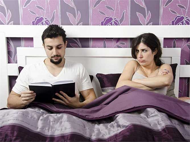 5. Đời sống tình dục nghèo nàn: căng thẳng ngày càng tăng trong quan hệ vợ chồng (đặc biệt là khi sống ở các thành phố lớn) khiến ham muốn tình dục giảm hoặc đời sống tình dục bị rối loạn. Điều này chủ yếu là do áp lực công việc và thiếu ngủ. Cuộc sống hôn nhân không như mong muốn làm tăng căng thẳng có thể dẫn đến bệnh tiểu đường.