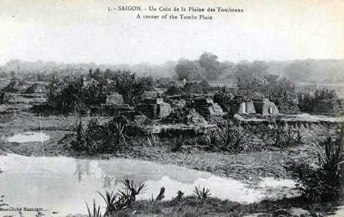 Một phần nhỏ của Đồng Mồ Mả được người Pháp chụp lại. 