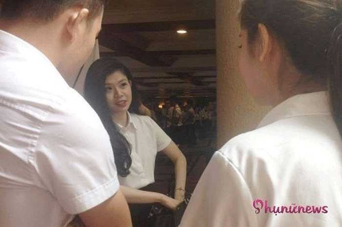 Mỗi thí sinh tới dự thi tiếp viên hàng không đều có ưu điểm ngoại hình riêng, rất nhiều chân dài trẻ trung xinh đẹp khiến mọi người ngắm nhìn không thể rời mắt. 