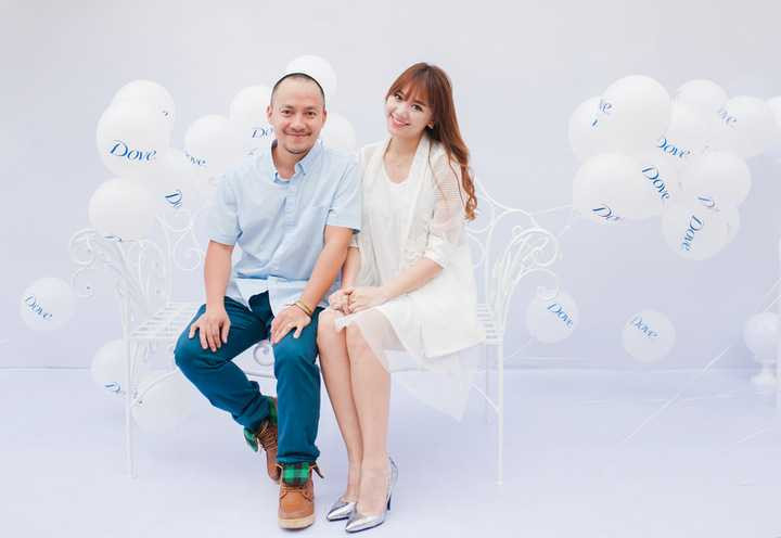 Trong khuôn khổ chương trình, vào 19h ngày 22/11, ngày hội này sẽ tiếp tục với hoạt động biểu diễn thời gian và hướng dẫn cách mix match trang phục cùng sự tham gia của nhà thiết kế Adrian Anh Tuấn. 