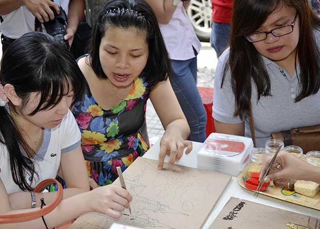 tập làm tranh gạo