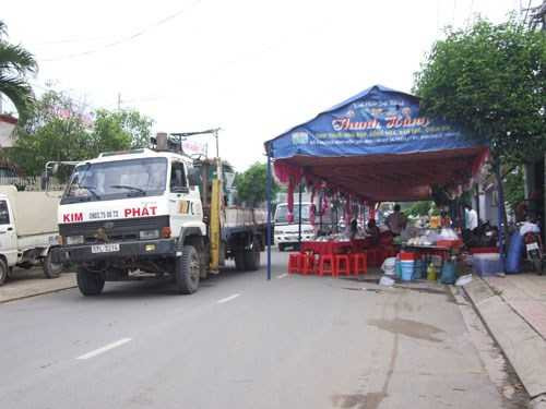 Dựng rạp đám cưới giữa đường: Cảnh báo những cái chết tập thể thảm khốc