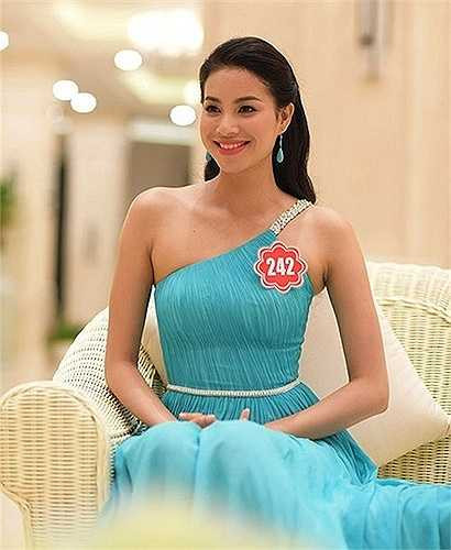 Trong cuộc thi Hoa hậu Việt Nam 2014, Phạm Hương cũng từng được đánh giá cao nhờ thân hình sexy.