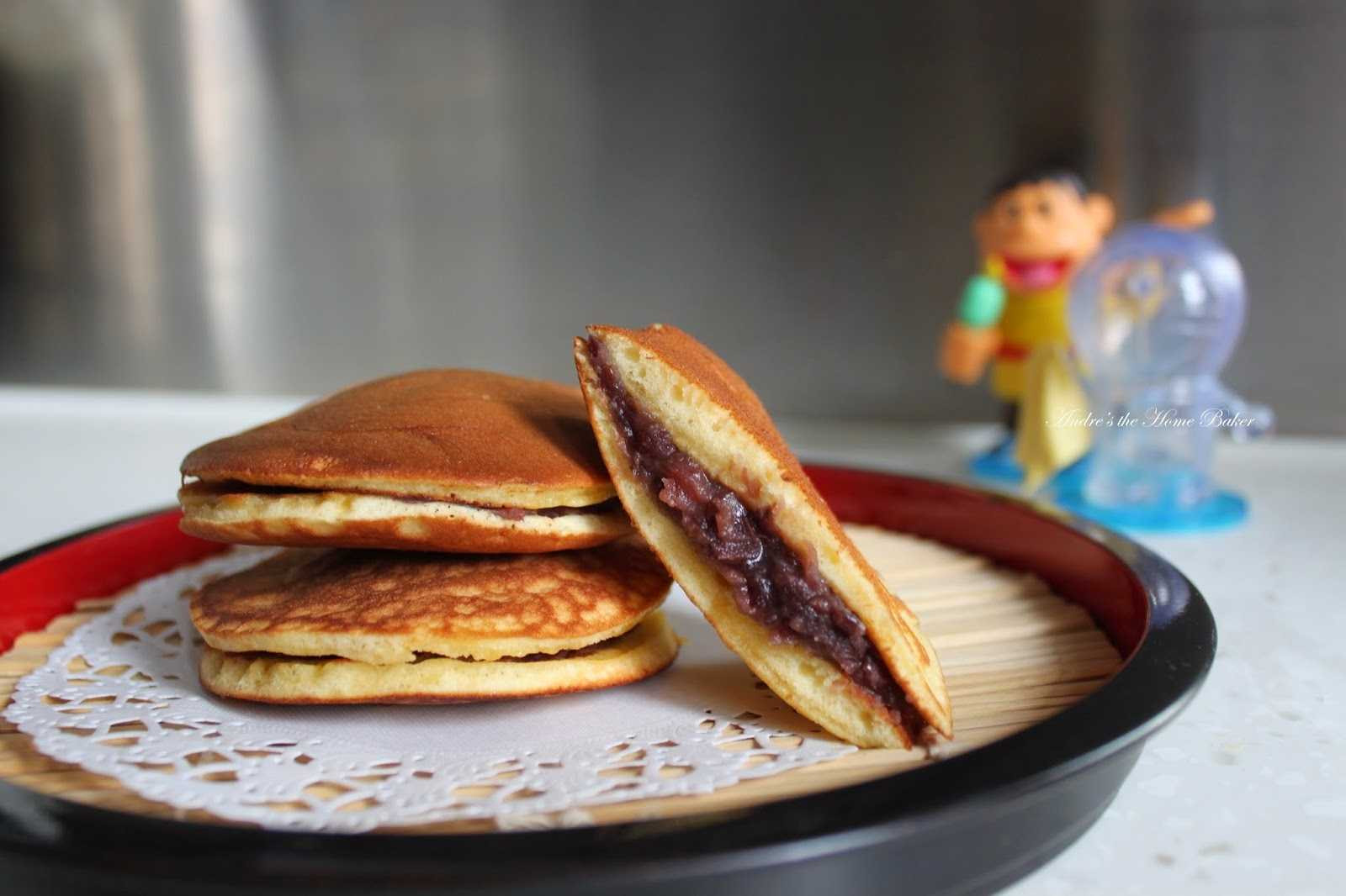 Trổ tài làm bánh rán Dorayaki đến Đô-rê-mon cũng phát thèm