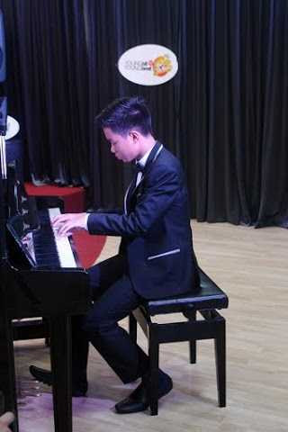 Young Hit Young Beat - Nhí Tài Năng