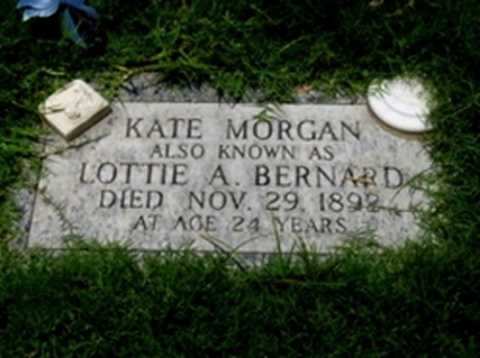 Bia mộ được cho là của Kate Morgan Bia mộ được cho là của Kate Morgan