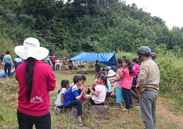 Nơi đặt thi thể nạn nhân chờ cơ quan chức năng đến khám nghiệm