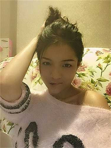 Tuy vậy, người đẹp hiếm khi khoe khoang gia sản gia đình mình.