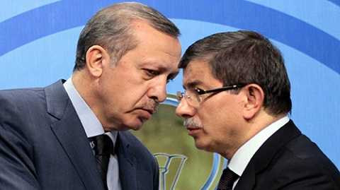 Tổng thống Thổ Nhĩ Kỳ Recep Tayyip Erdogan và Thủ tướng Davutoglu
