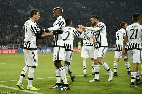 Juventus đã giành vé đi tiếp sớm 1 vòng đấu