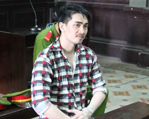 Tin mới nhất vụ trai trẻ cướp điện thoại của 'người tình đại gia'