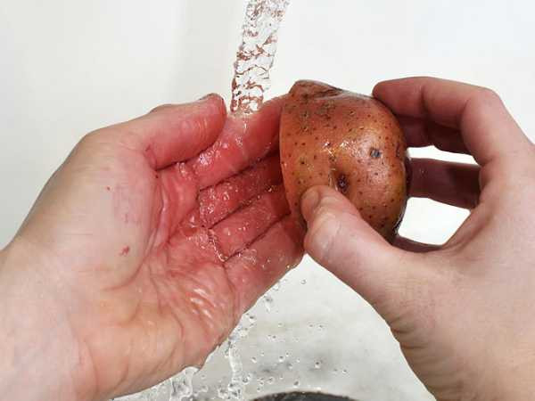 Biết 13 mẹo này, bạn sẽ luôn vui vẻ với việc bếp núc