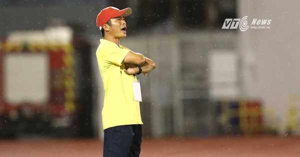 HLV trưởng đội bóng ngoài hành tinh U21 Việt Nam 