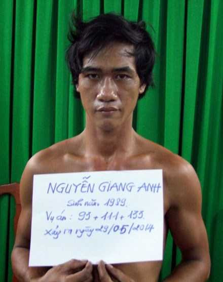 Nguyễn Giang Anh khi bị bắt tại Cơ quan CSĐT Công an Bạc Liêu - Ảnh: công an cung cấp