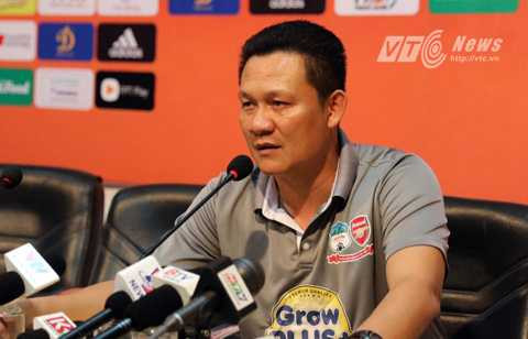 HLV Nguyễn Quốc Tuấn trong buổi họp báo sau trận thắng U21 Việt Nam (Ảnh: Quang Minh) HLV Nguyễn Quốc Tuấn trong buổi họp báo sau trận thắng U21 Việt Nam (Ảnh: Quang Minh)