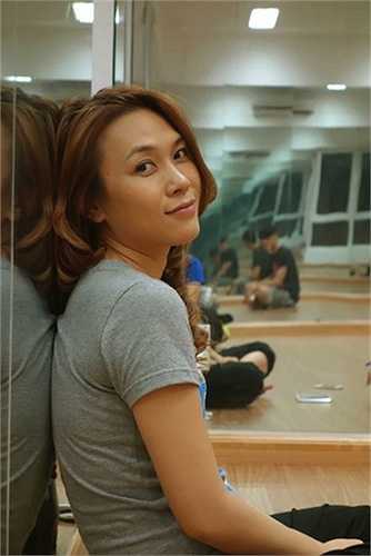 Nhưng đôi lúc, để mặt mộc Mỹ Tâm vẫn xinh đẹp rạng ngời. (Trung Ngạn)