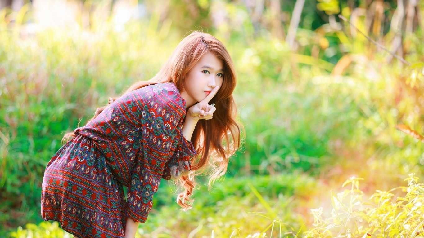 Tử vi 27/11: Bảo Bình nên học cách tin tưởng mọi người