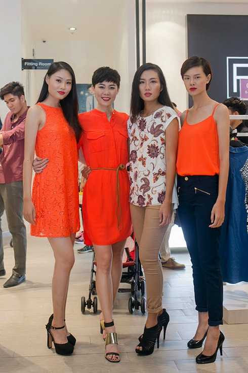 Một số người mẫu tham gia sự kiện.