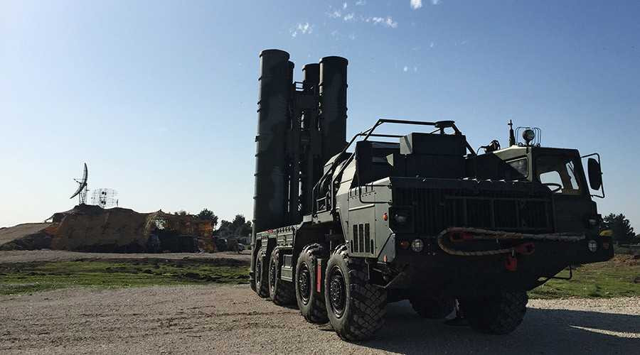 Hệ thống tên lửa phòng không S-400 của Nga