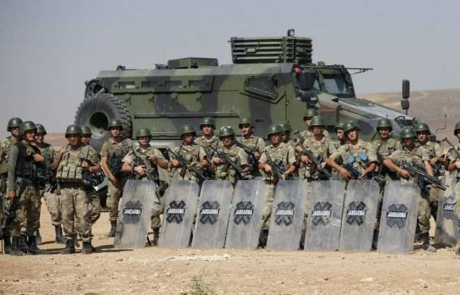 Binh sỹ Thổ Nhĩ Kỳ dọc biên giới với Syria