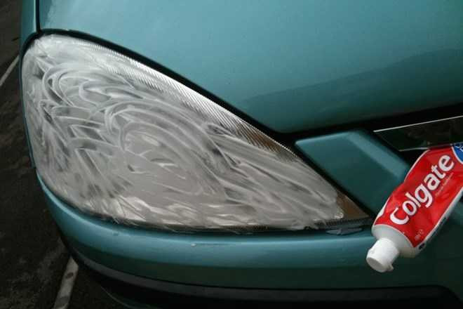 16 công dụng không ngờ của kem đánh răng bạn gái cần biết