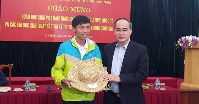 Ông Nguyễn Thiện Nhân: ‘Trước 20 tuổi phải thành thạo ngoại ngữ, không rất thiệt thòi’