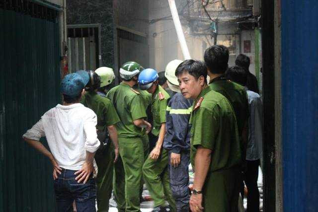 Lực lượng PCCC nhanh chóng có mặt tại hiện trường