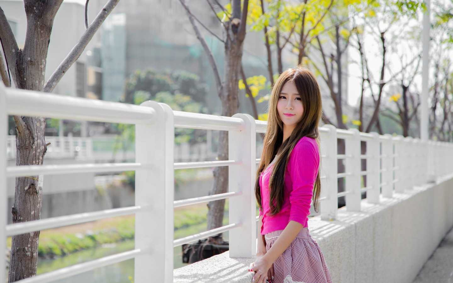 Tử vi 01/12: Cự Giải nên bắt đầu ngày mới bằng chút hài hước