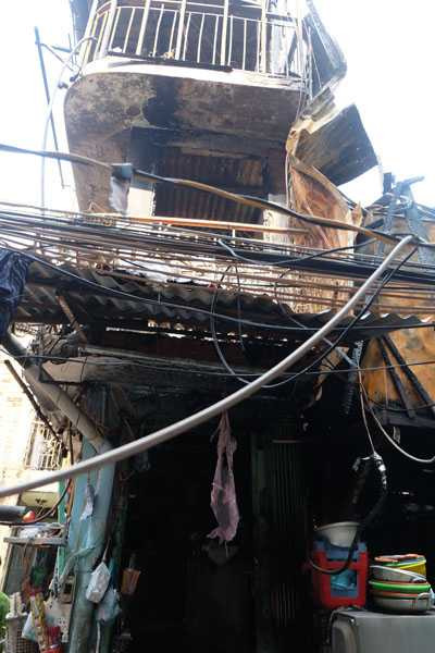 Cháy lớn giữa Sài Gòn: Dân uất ức vì bị 'hôi của' trắng trợn