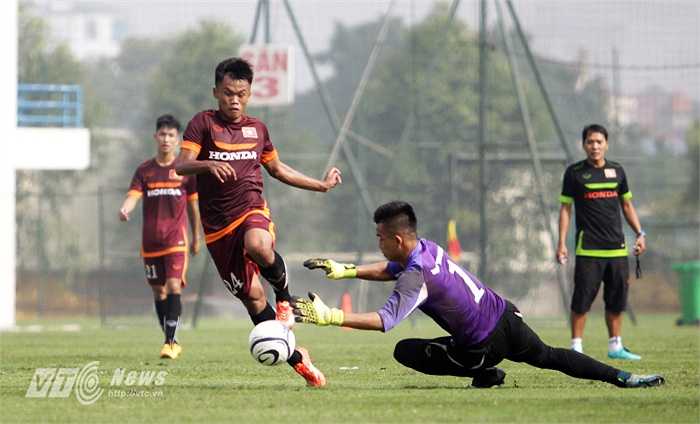 Ngay buổi tập đầu tiên, ông thầy người Nhật đã cho các học trò tập nặng với những bài đấu thi đấu đối kháng.