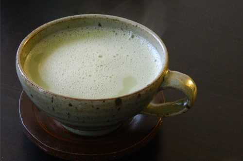 Giảm cân bằng cách cứ cách 2 giờ lại uống một cốc trà sữa