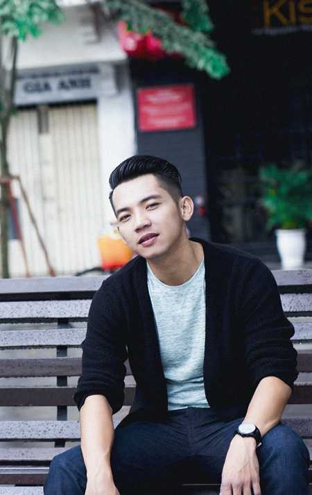 Đây là bước đầu tiên “lột xác” về mặt hình ảnh của Mai Quốc Việt mà anh muốn chia sẻ đến khán giả ở dự án âm nhạc mới được đầu tư mạnh tay nhất trên con đường âm nhạc của mình. 