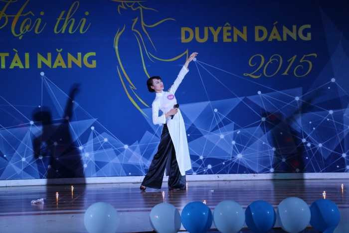 Duyên dáng tài năng