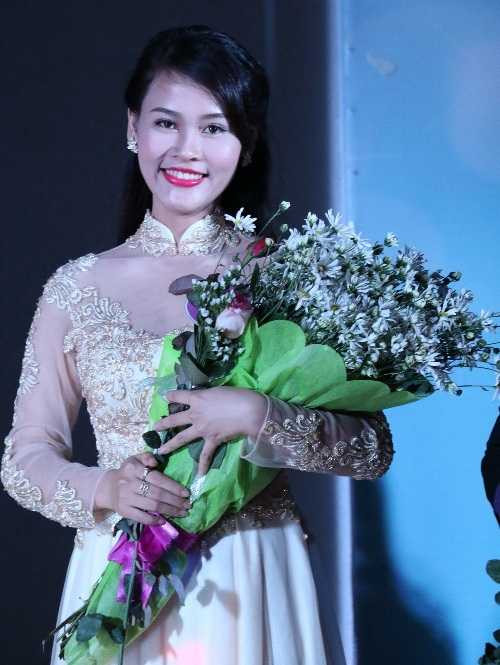 Duyên dáng tài năng