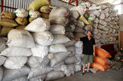 Kho nguyên liệu bào chế thuốc dạ dày gần chục tấn của lương y Thanh 