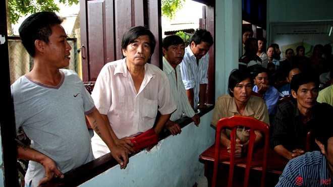 Hình ảnh xúc động buổi xin lỗi công khai 'người tù thế kỷ' Huỳnh Văn Nén