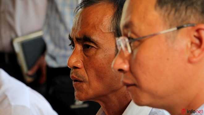 Hình ảnh xúc động buổi xin lỗi công khai 'người tù thế kỷ' Huỳnh Văn Nén