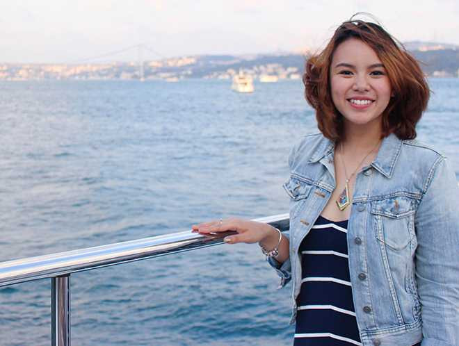 Do kết quả thành tích ổn định, mình đã được nhận vào chương trình CO-OP của trường, nơi bạn có thể được nhận vào làm công việc toàn thời gian ở những công ty chuyên ngành bạn học, để lấy kinh nghiệm cũng như rèn rũa bản thân