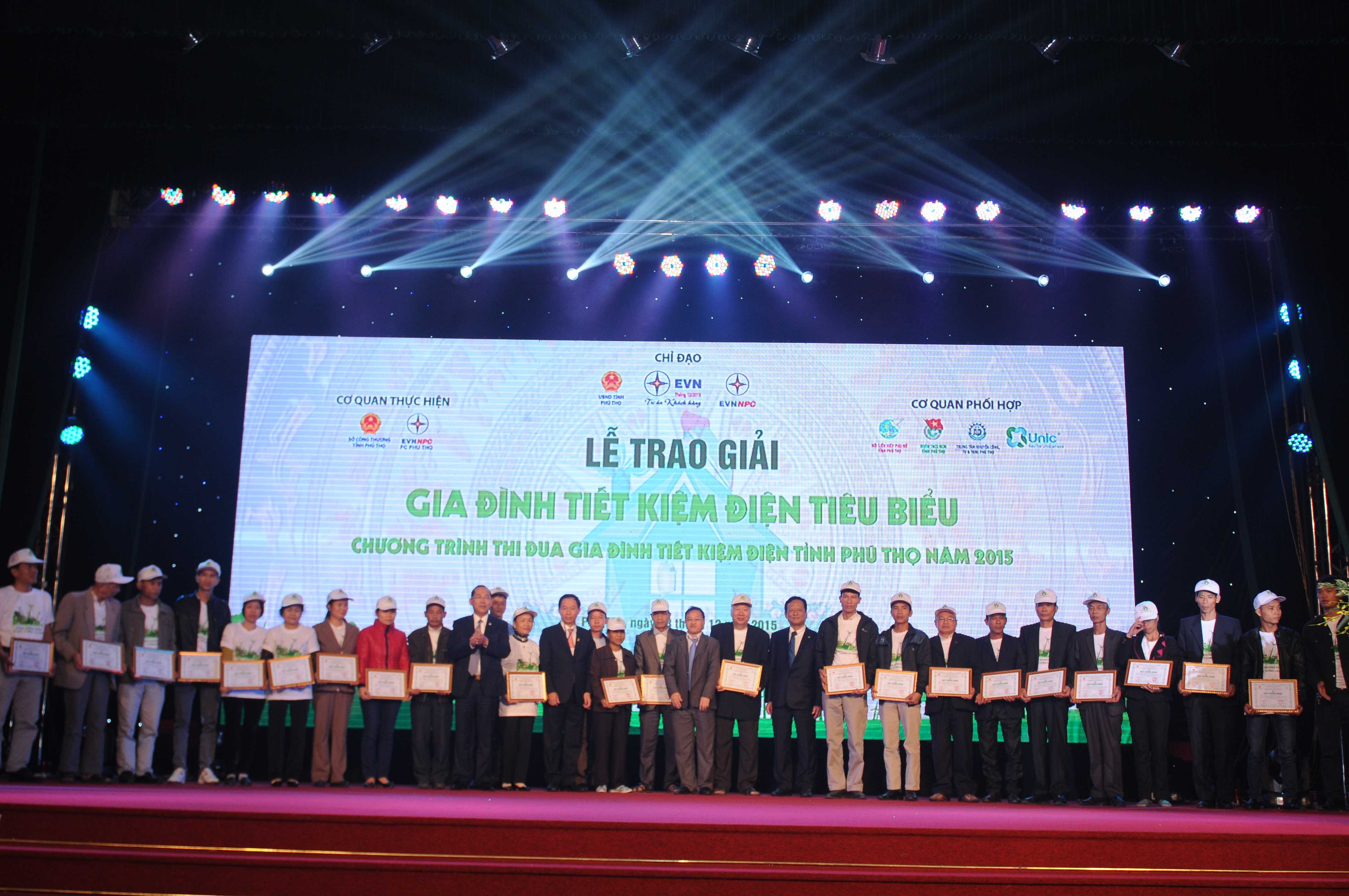 Tiết kiệm điện, được thưởng 500.000 đồng