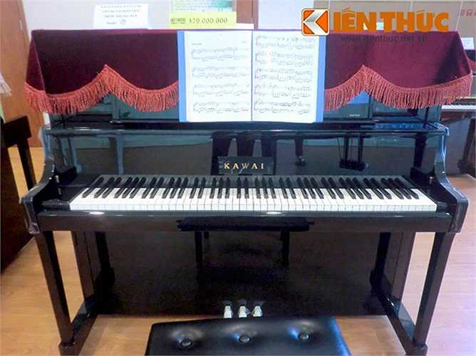Bên cạnh những dòng piano có giá đắt đỏ, người mua có thể tìm được nhiêu dòng sản phẩm khác có giá từ 100 - 300 triệu đồng. 