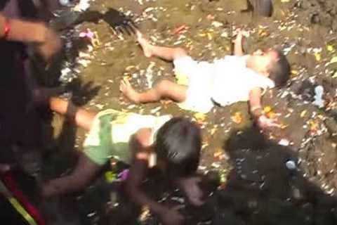 Nghi thức này được thực hiện suốt nhiều thế kỷ qua Nghi thức này được thực hiện suốt nhiều thế kỷ qua