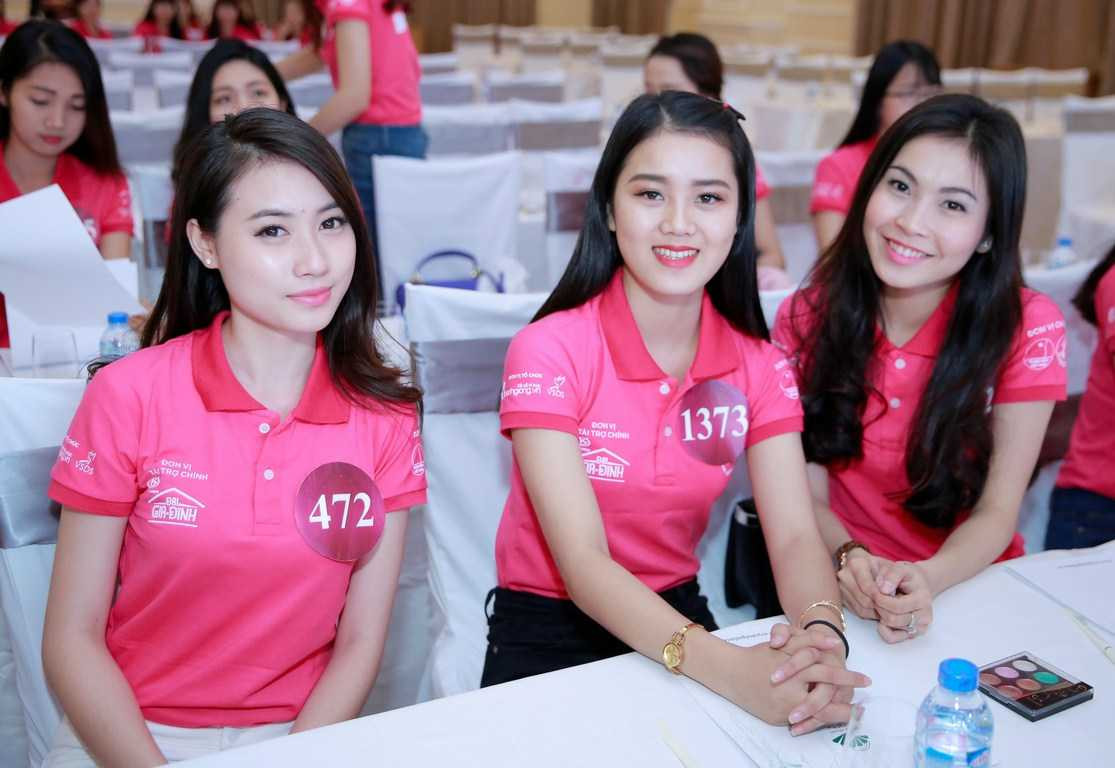 Nhan sắc 50 nữ sinh Việt Nam duyên dáng 2015