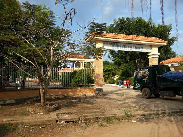 Ngôi trường nơi cô Hải Âu công tác